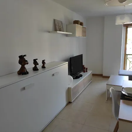Vacacional באיונה